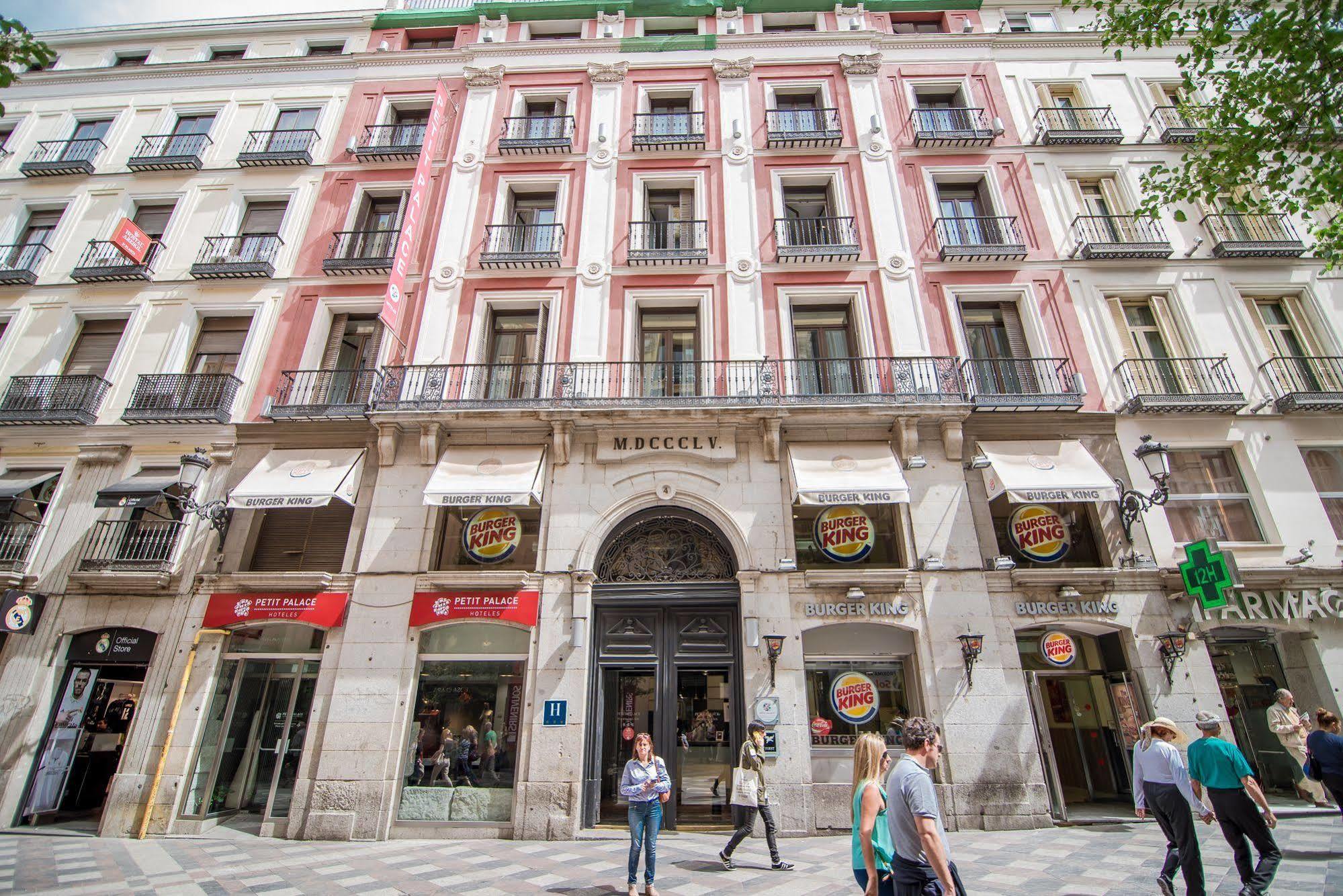 Petit Palace Puerta Del Sol 3* Madri